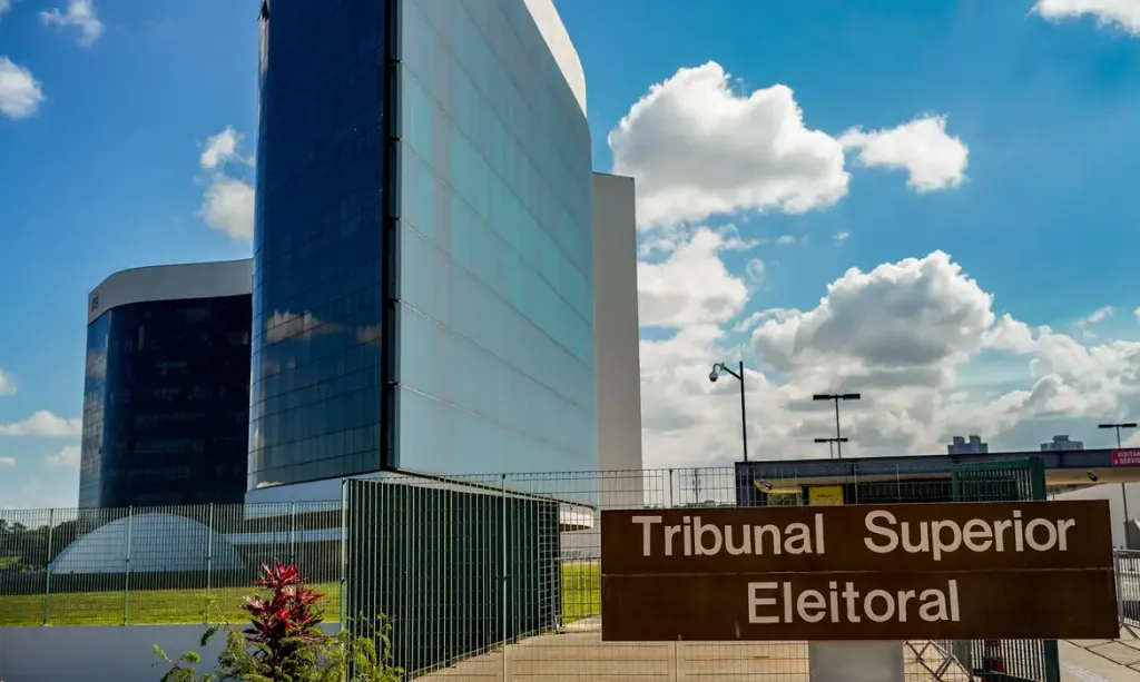 TSE torna inelegíveis condenados por violência contra a mulher
