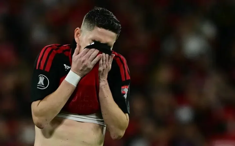 Flamengo é eliminado pelo Estudiantes nos pênaltis e dá adeus à Libertadores