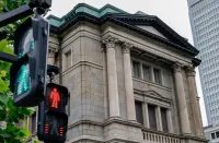 BC do Japão mantém juros em 1,25% ao ano, mas eleva projeção da inflação