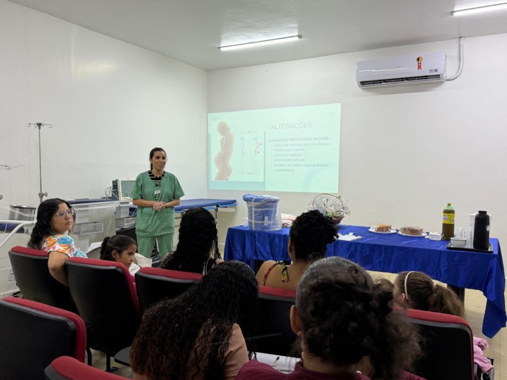 HEMNSL orienta gestantes em exercícios e técnicas de parto