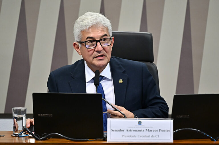 Senado analisa projeto que ressarce transporte aéreo de órgãos