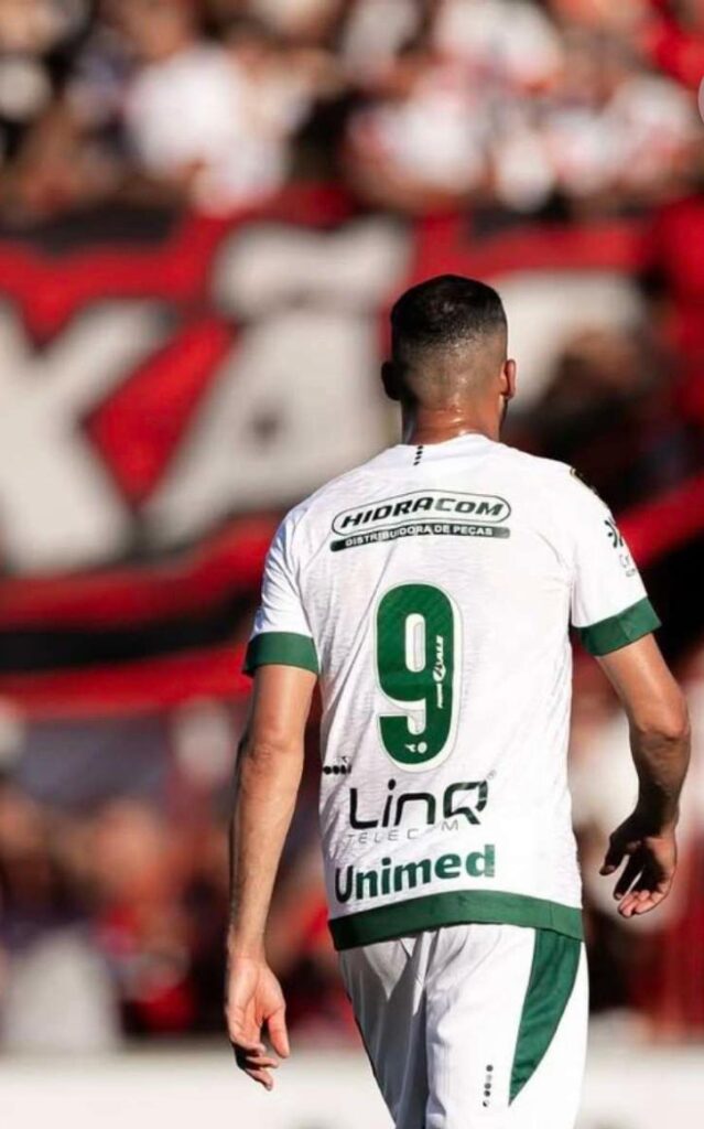 Goiás bate o Atlético e ainda derruba o “Rei dos Clássicos”