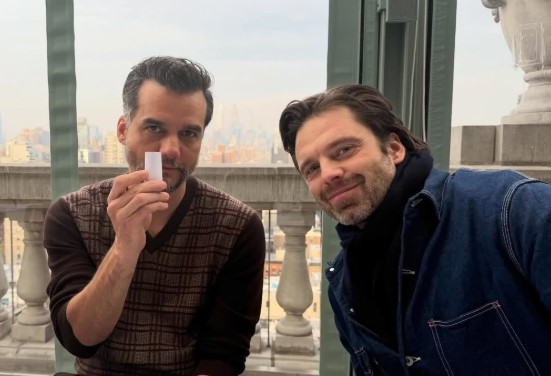 Wagner Moura encontra Sebastian Stan, o Soldado Invernal, em Nova York