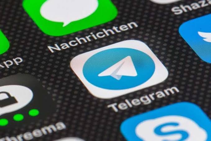 Alexandre de Moraes bloqueia Telegram em todo o país