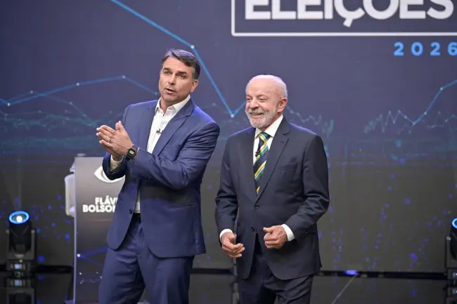 Lula e Flávio Bolsonaro apelam ao vale-tudo na reta final da campanha
