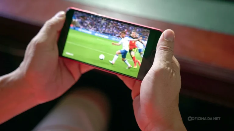 Segunda de futebol tem amistosos internacionais e jogos regionais no Brasil; confira onde assistir