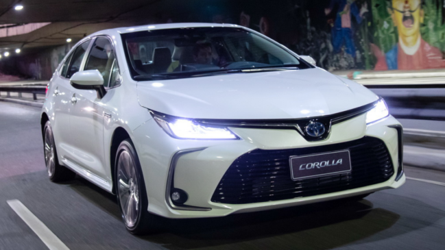 Toyota Corolla volta a ter todas as versões nas concessionárias após mudança de fábrica