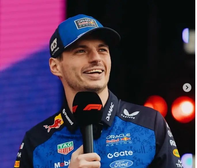 Max Verstappen exige saída de jornalista e interrompe coletiva antes do GP do Japão