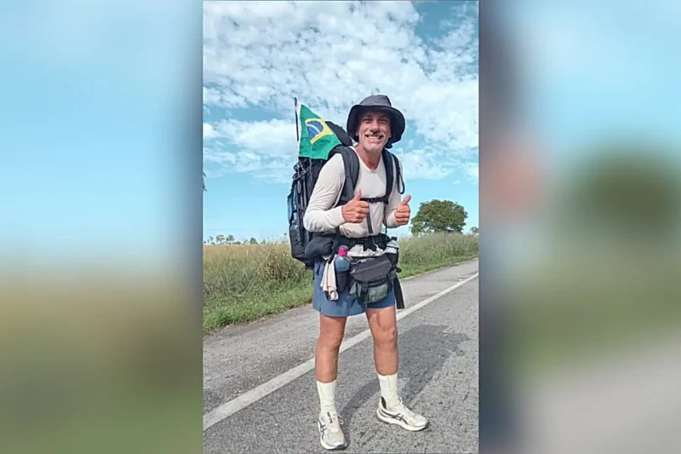 Goiano deixa Hidrolândia a pé e inicia caminhada de 24 mil quilômetros até o Alasca