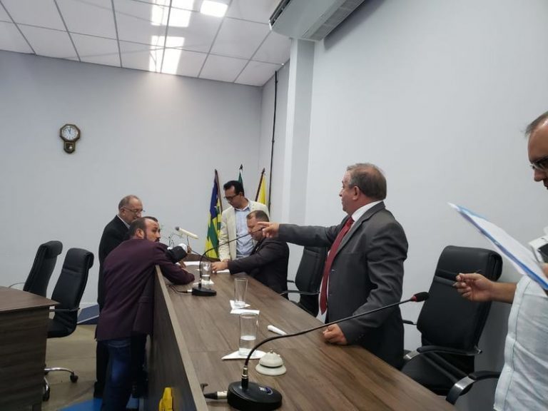 Câmara aprova fundo milionário e vereador decide abrir 'Caixa Preta'