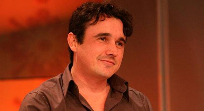 Ator Caio Junqueira morre aos 42 anos