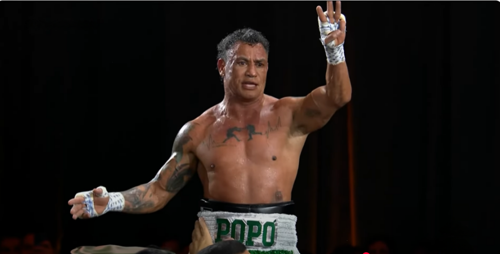 Duelo entre Popó e Wanderlei termina em confusão no ringue