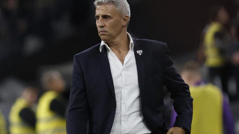São Paulo planeja lista de dispensas e aguarda Libertadores para definir saídas