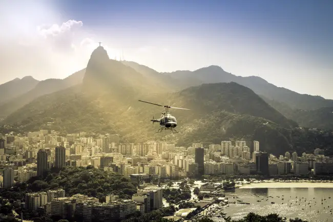 O que leva o Rio a ter tráfego maior de helicópteros do que São Paulo