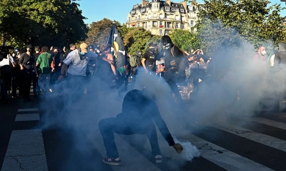 França reforça segurança para manifestações 'de altíssimo risco' neste sábado