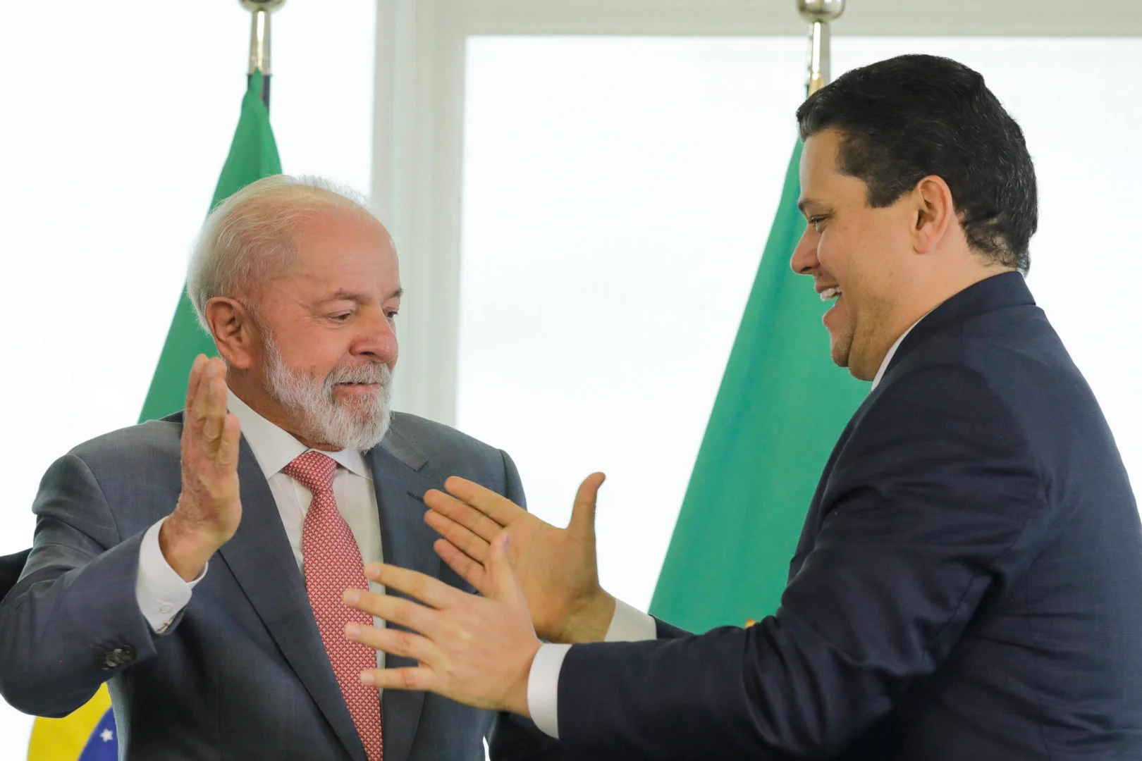 Alcolumbre marca votação da PEC da Segurança para 3ª feira