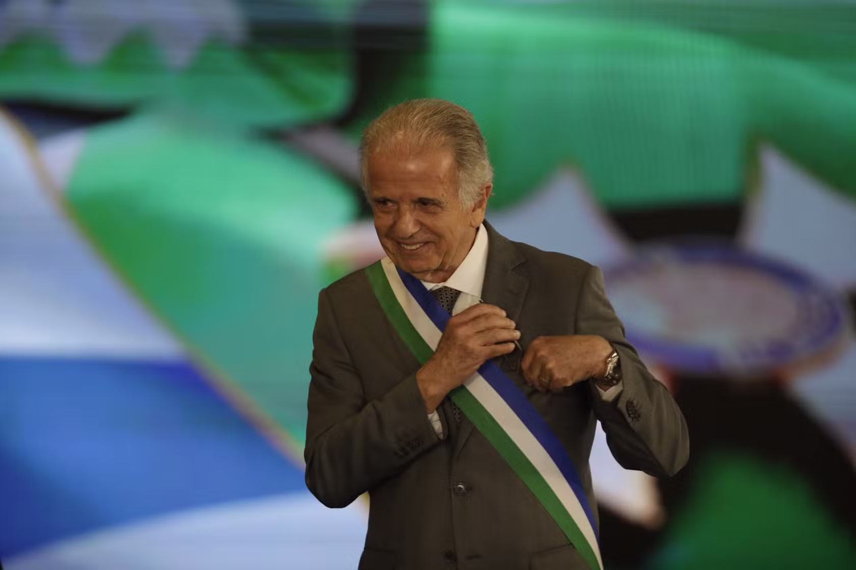 Comissão de Ética libera ministro da Defesa para assessorar Conselho da Embraer