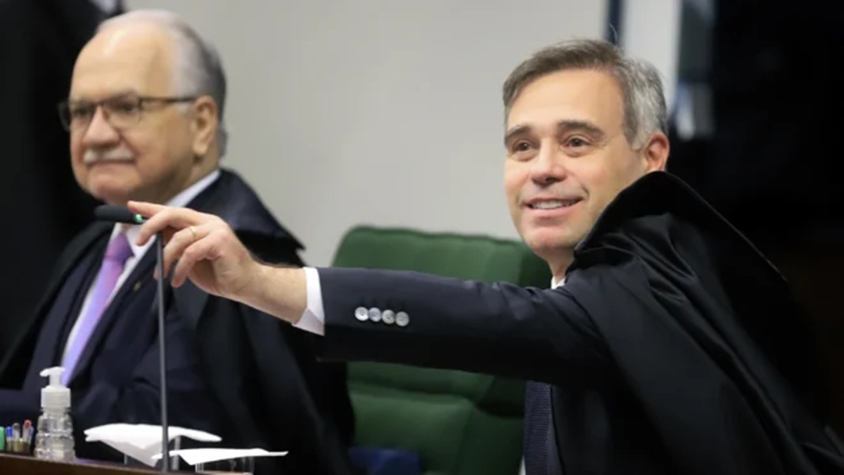 Com o fim das eleições, Fachin decide relatores do caso INSS e Banco Master
