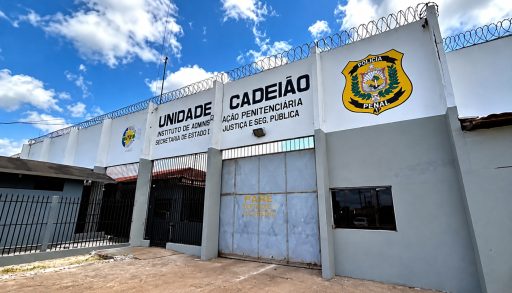 Drone usado para entregar celulares em presídio é capturado por policial penal