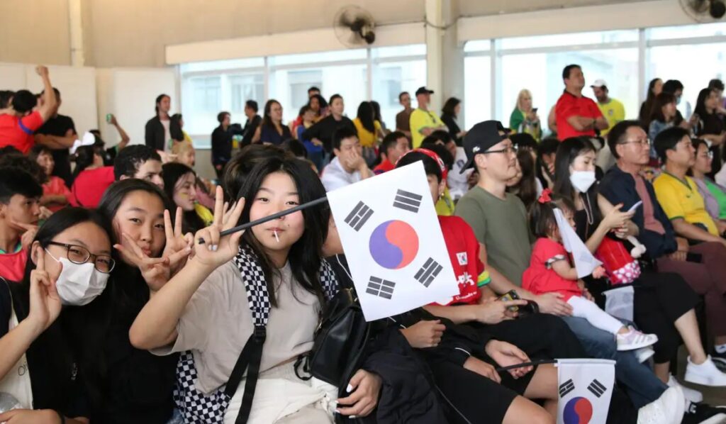 MEC lança curso gratuito de coreano com aulas e exercícios