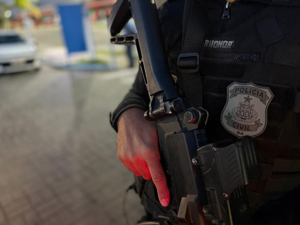 Polícia Civil prende suspeito de aplicar golpe de mais de R$ 25 mil contra idoso em Irecê