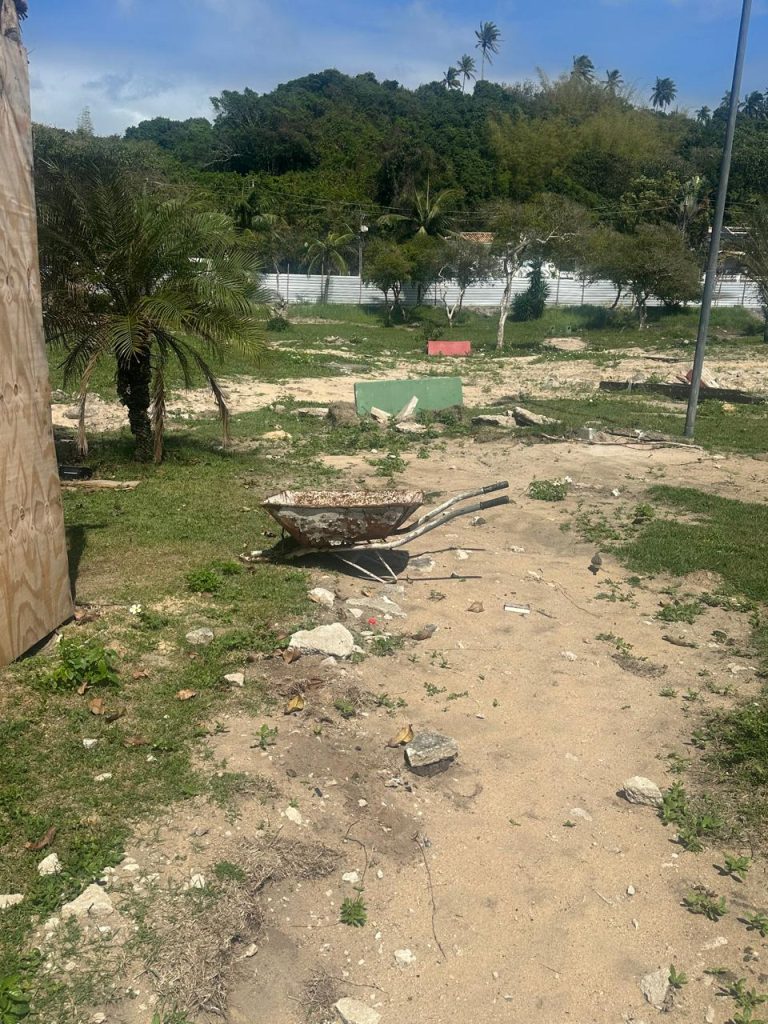 Revitalização da Praça das Pitangueiras segue sem prazo para conclusão em Porto Seguro