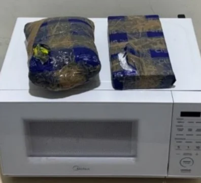 Conquista: Operação apreendeu micro-ondas recheado de drogas