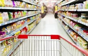 Supermercados poderão abrir aos domingos no verão capixaba