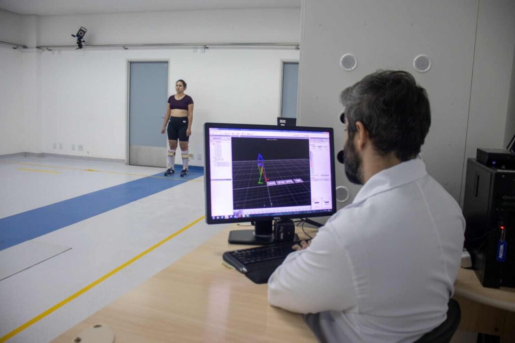 CRER oferece reabilitação de alta tecnologia pelo SUS com análise 3D da marcha
