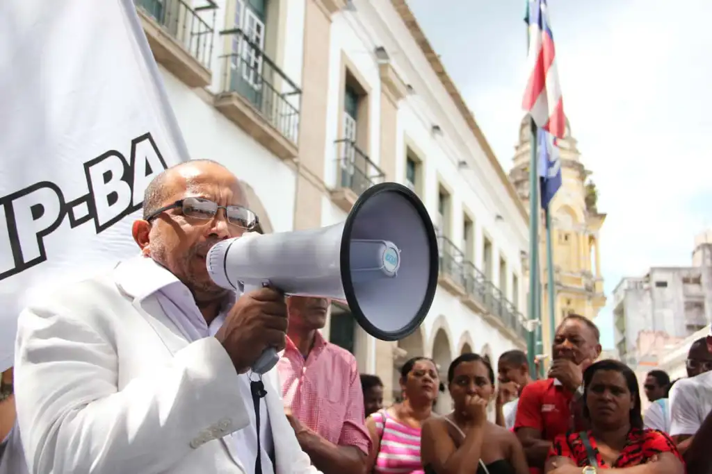 #Salvador: Após nova rodada de negociação frustrada, prefeito intervém para resolver impasse e evitar greve de garis e margaridas