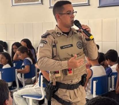 87ª CIPM: Polícia Militar de Teixeira de Freitas realiza palestra sobre bullying, violência e segurança escolar a estudantes da rede municipal de ensino