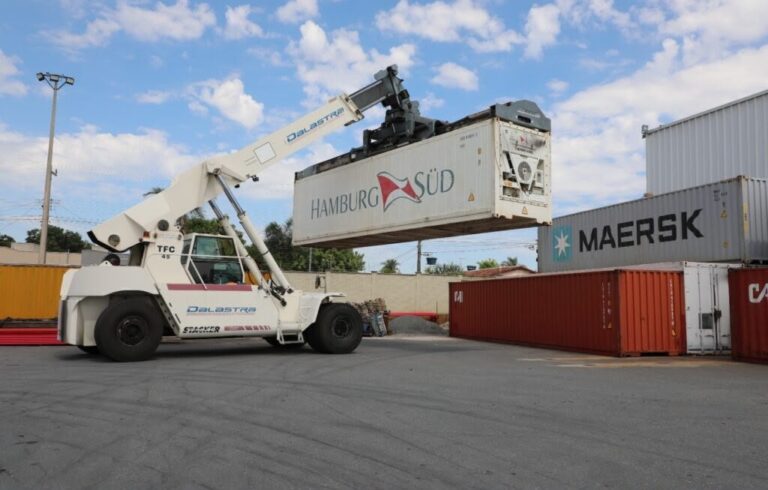 Goiás registra superávit de US$ 589 milhões na balança comercial em setembro de 2026