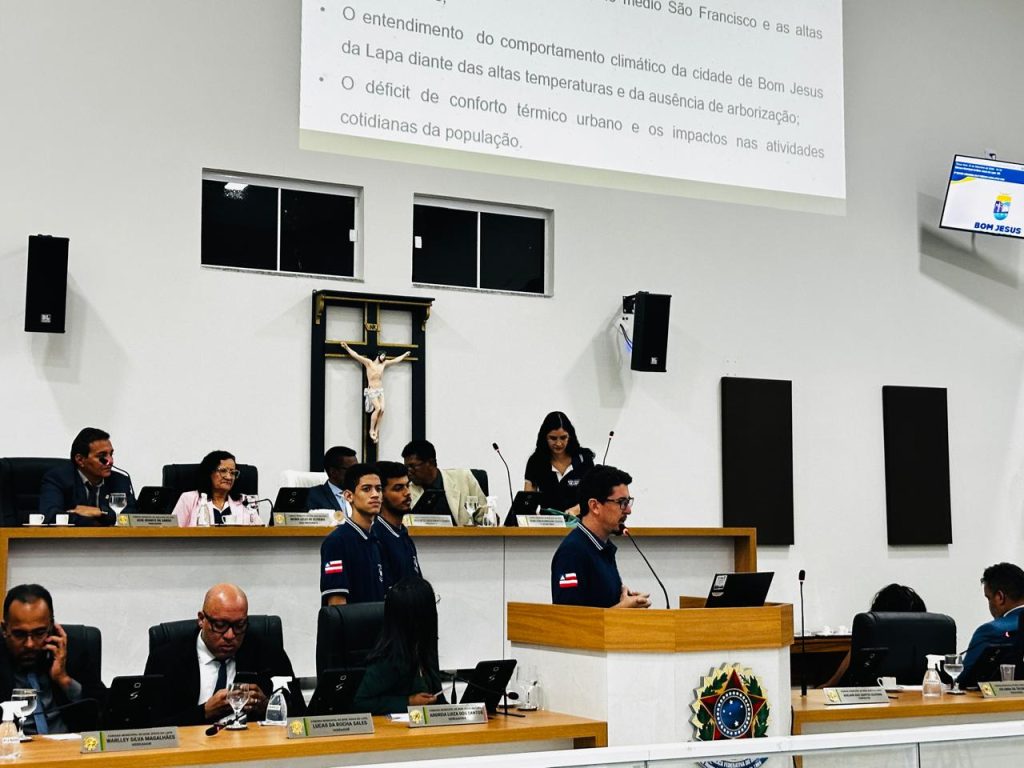 Câmara de Bom Jesus da Lapa debate arborização urbana e conforto térmico