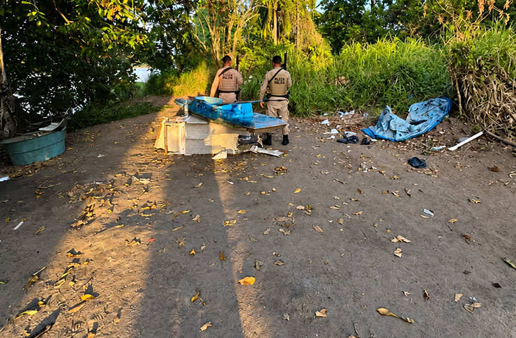 PM desmonta acampamento utilizado por suspeitos de tráfico após troca de tiros no Recôncavo