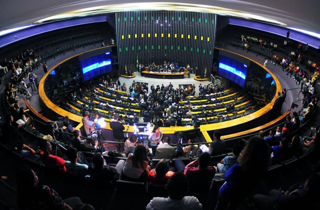 Eleição para a Câmara dos Deputados deixa de fora ‘figurões’ da política baiana; veja os eleitos