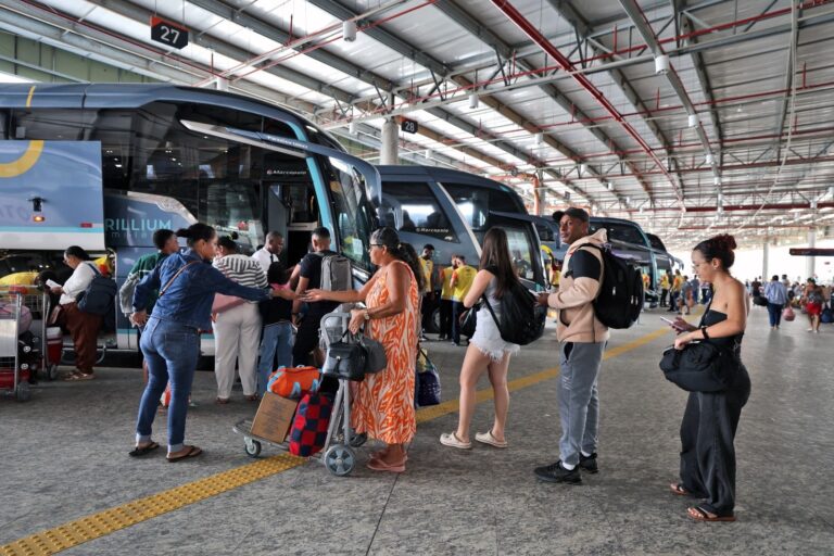 Ônibus de Salvador, Intermunicipais, BRT, Metrô, STEC e Elevador Lacerda terão funcionamento gratuito neste domingo de eleição