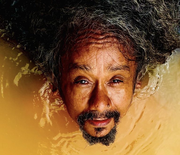 Chico César apresenta novo disco na Caixa Cultural Salvador