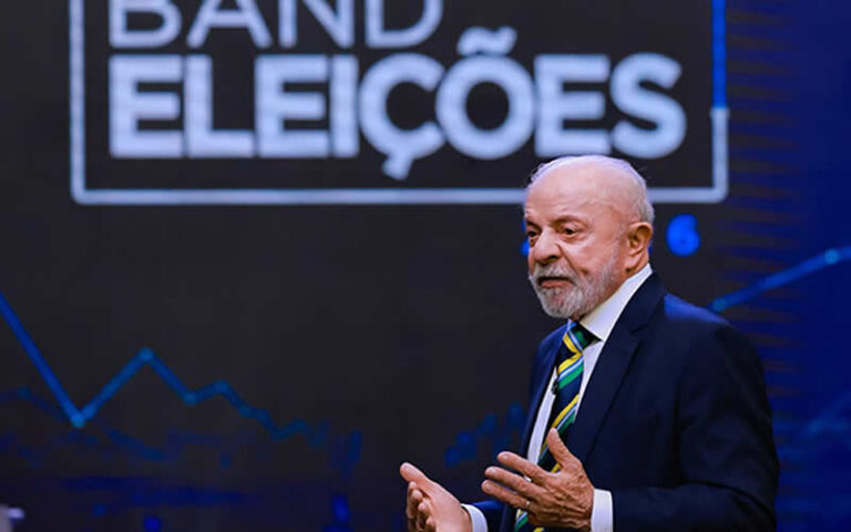 Grupo de esquerda fará protesto em frente à Globo para exigir checagem em debate presidencial