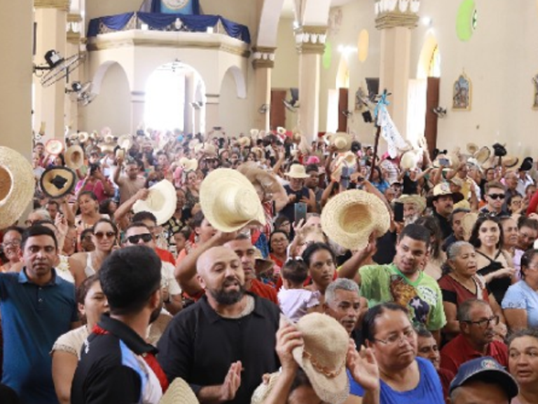 Romaria de Finados ocorre de 29 de outubro a 2 de novembro e deve atrair milhares de fiéis a Juazeiro do Norte
