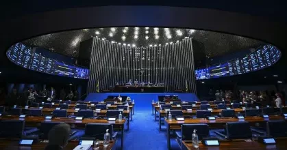 Senado abre discussões sobre PEC do fim da escala 6×1