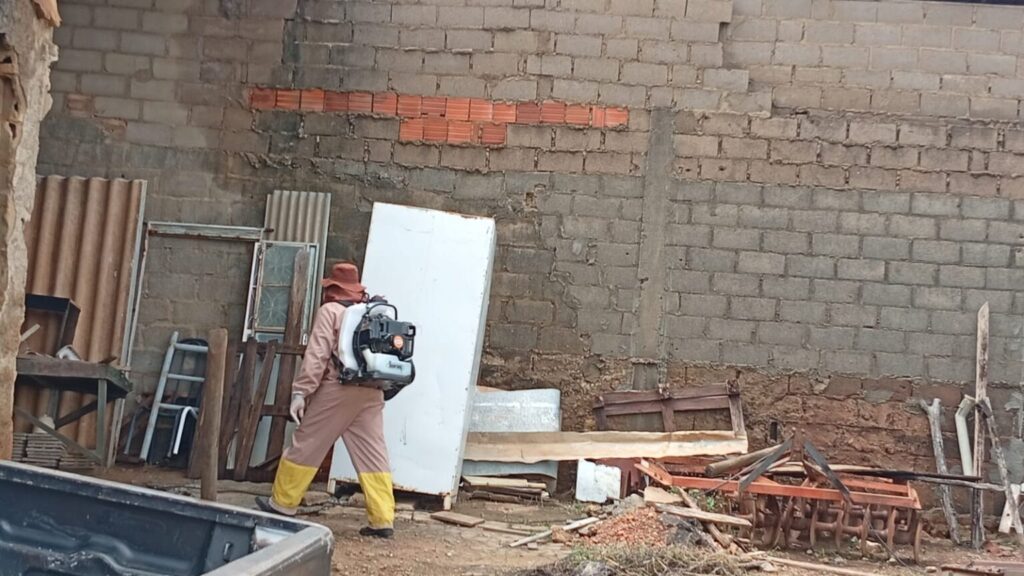 Prefeitura de Sento Sé intensifica ações de combate ao Aedes aegypti durante período chuvoso
