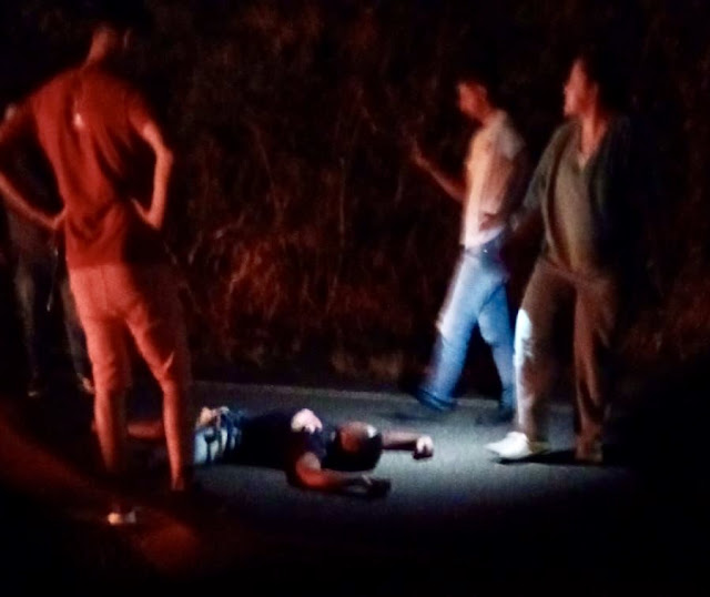 Homem morre após motocicleta colidir de frente com micro-ônibus na BA-131, em Saúde.