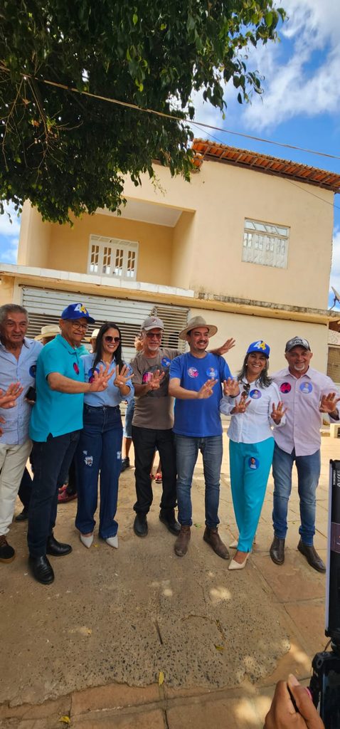 Vereadora Loza Camacam acompanha visita do deputado Pedro Tavares em Ourolândia