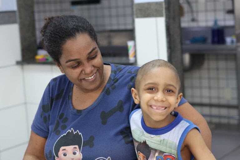 Instituto Ronald McDonald completa 27 anos e mira futuro com expansão de programas e apoio a famílias