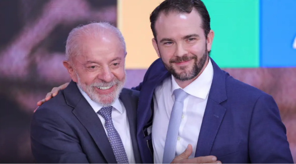 Governo anuncia perdão de dívidas e pacote de estímulo para MEIs