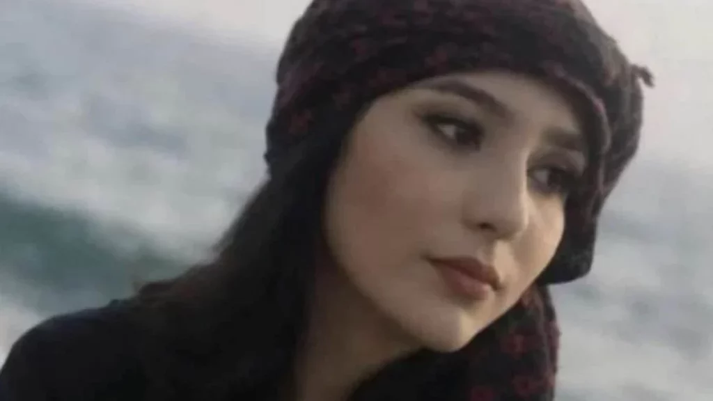 Estudante de 23 anos é condenada à morte no Irã por publicações nas redes sociais