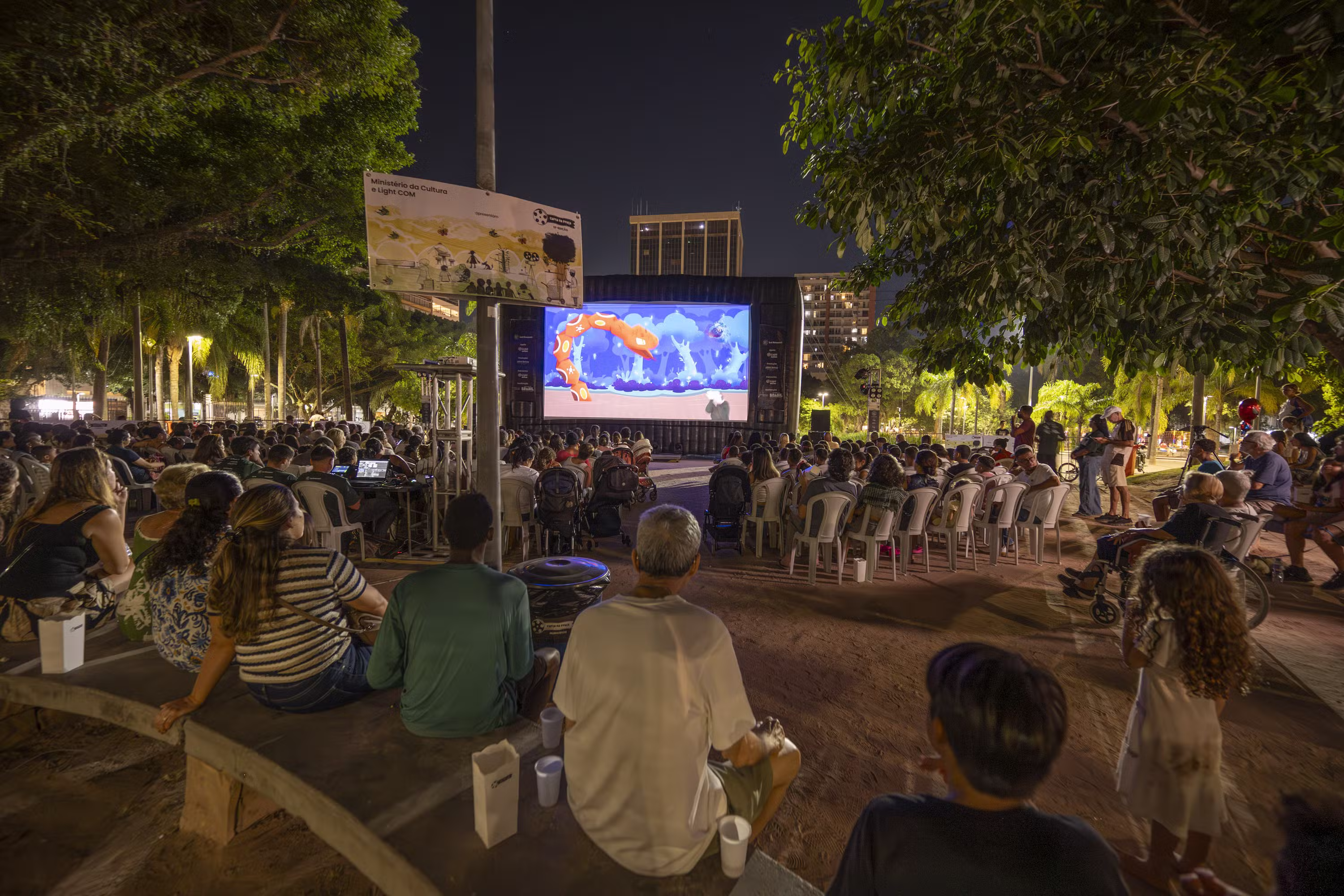De festival francês a sessões ao ar livre, Zona Sul tem programação especial de cinema; confira
