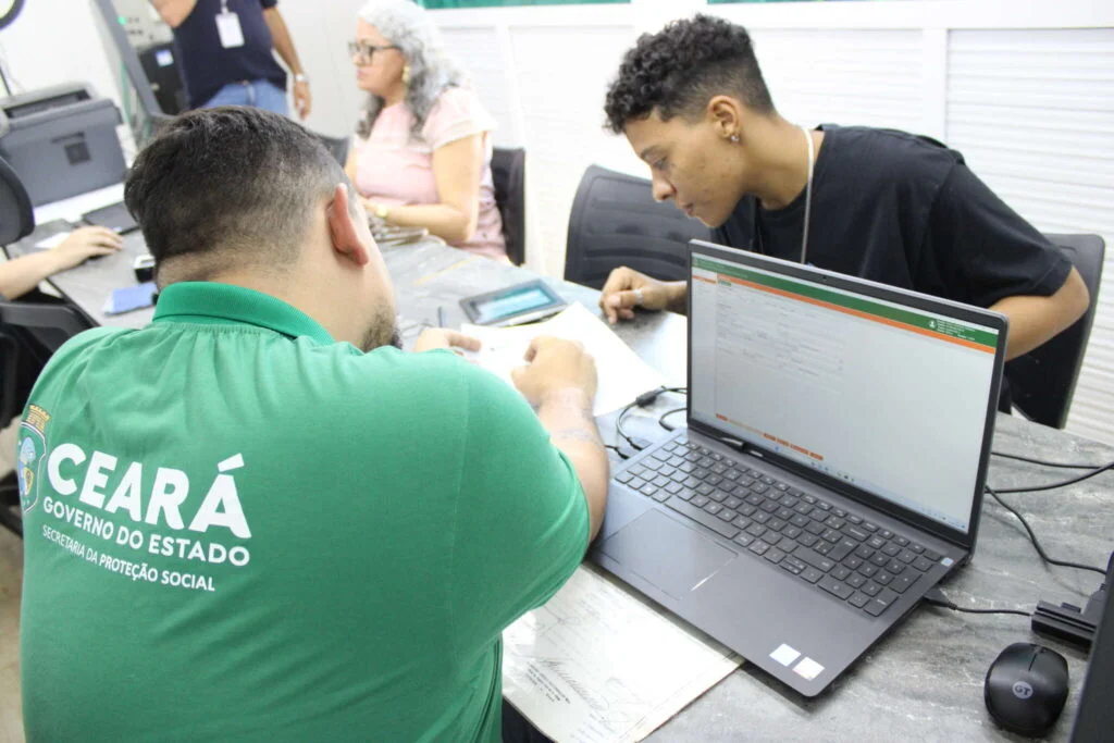 Aquiraz, Fortaleza, Limoeiro do Norte e Santana do Acaraú recebem Caminhão do Cidadão nesta semana