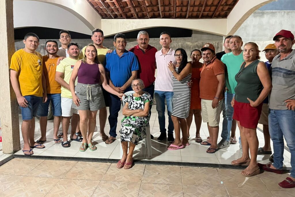 Ex-prefeito Alexandre Félix participa de encontro na Lagoa de Santo Antônio e movimenta cenário político em Ararendá-CE