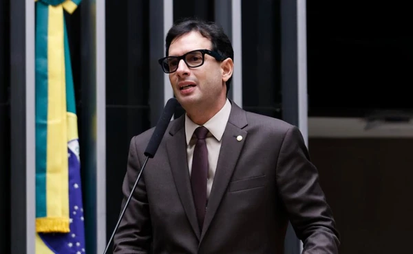 ‘Acredito que o Senado dará a celeridade que a sociedade pede’, diz relator da PEC do fim da escala 6×1